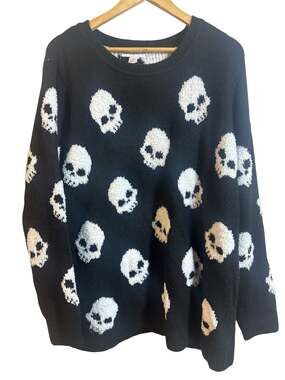 Cupcakes and Cashmere Black Skull Pattern Crew Neck Sweater Plus Size 2X